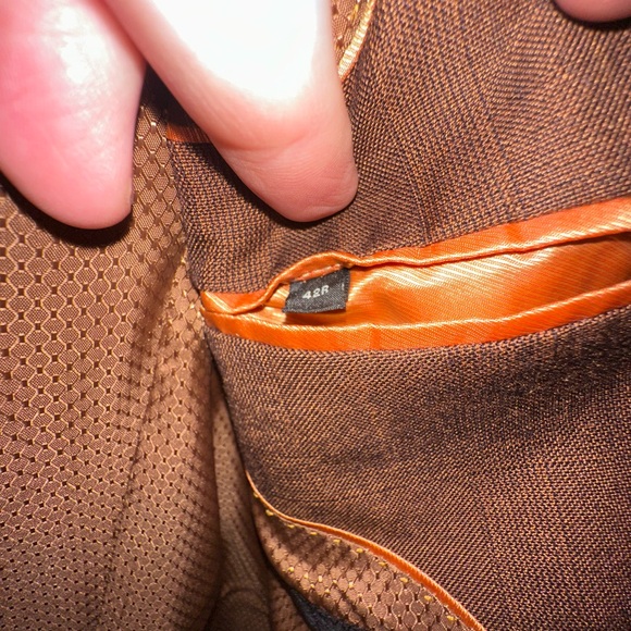 Men's Brown suit with vest - Picture 4 of 6